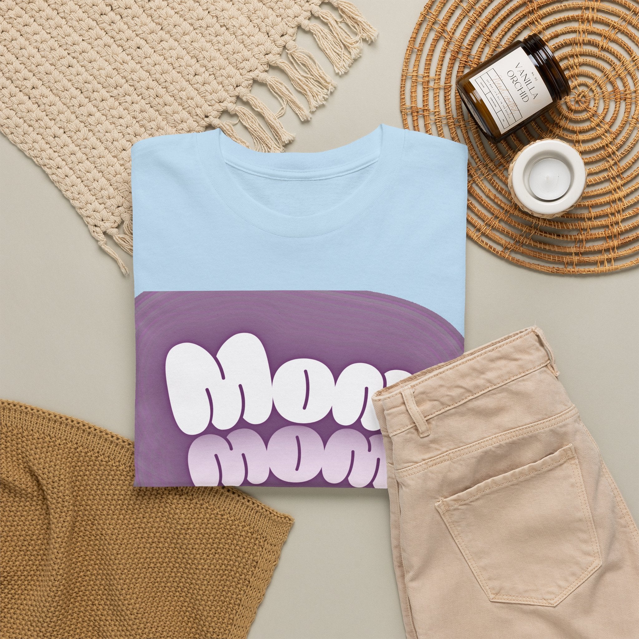 Retro Bubble Text Mom Tee - Lavender