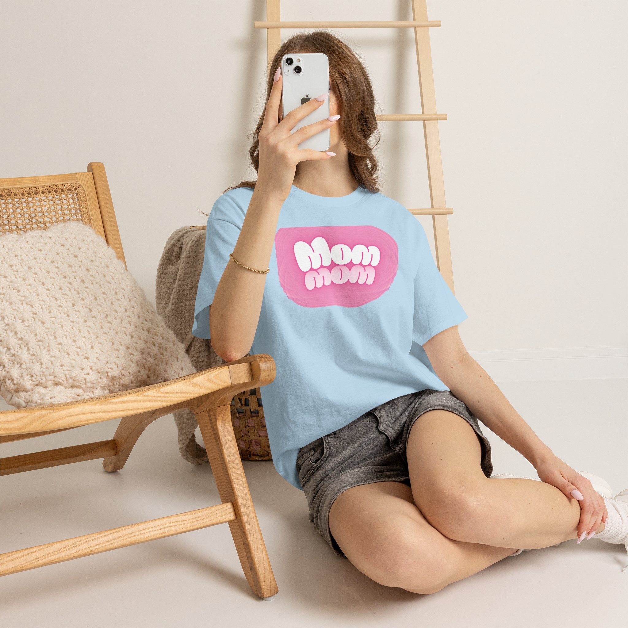 Retro Bubble Text Mom Tee - Pink