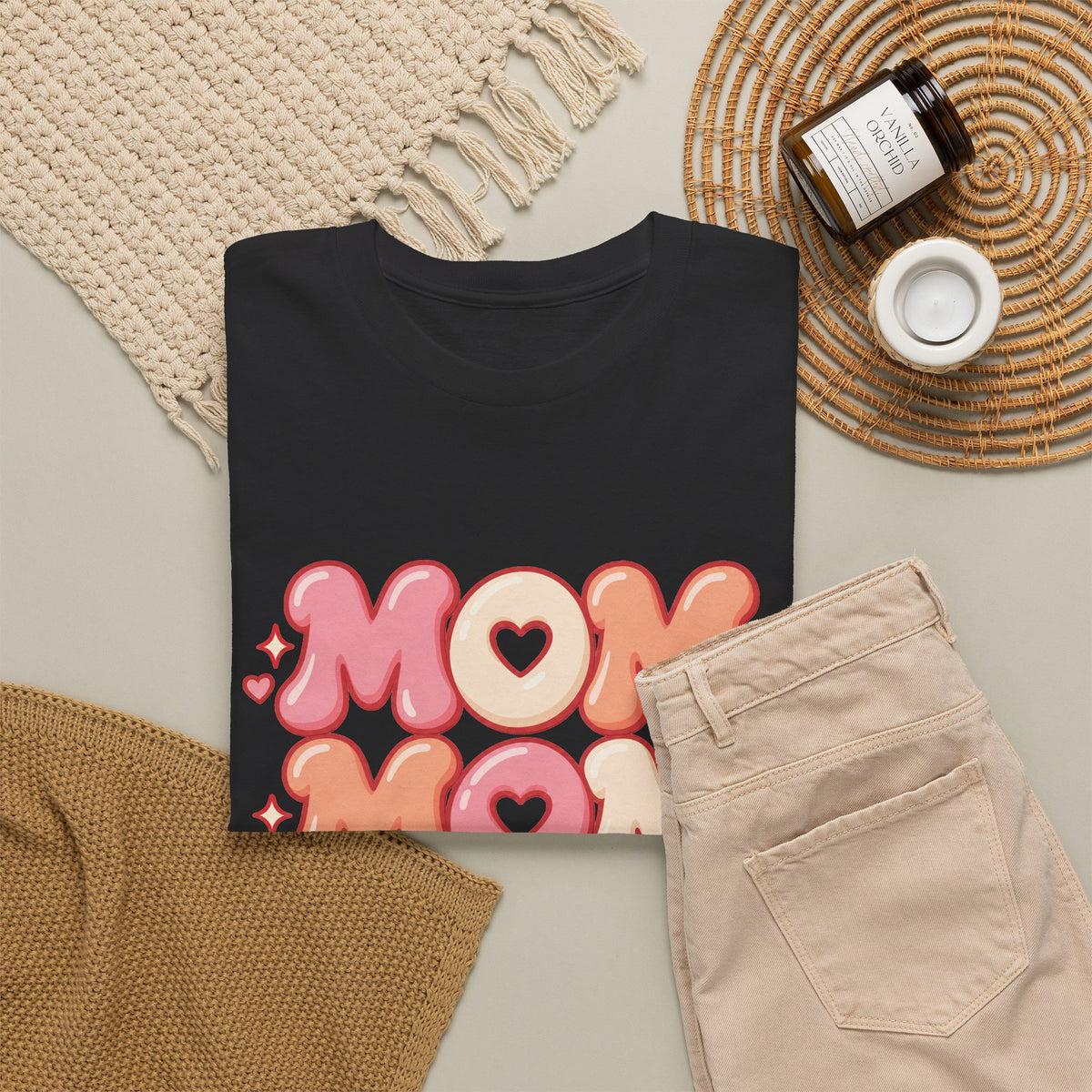 Retro Bubble Text Mom Tee
