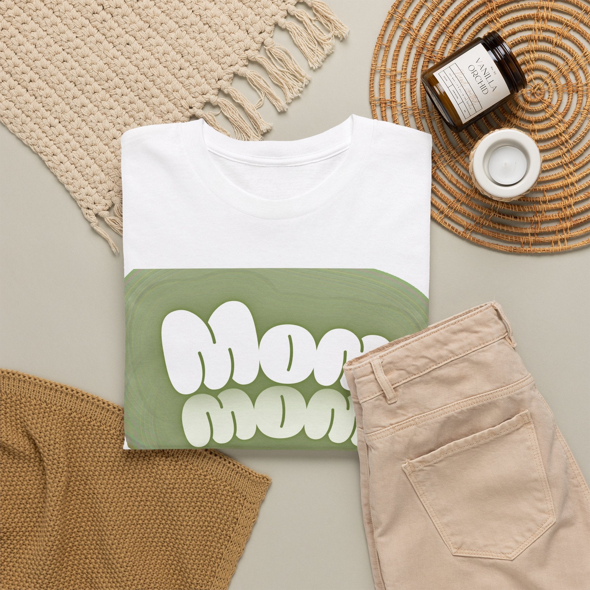 Retro Bubble Text Mom Tee - Green