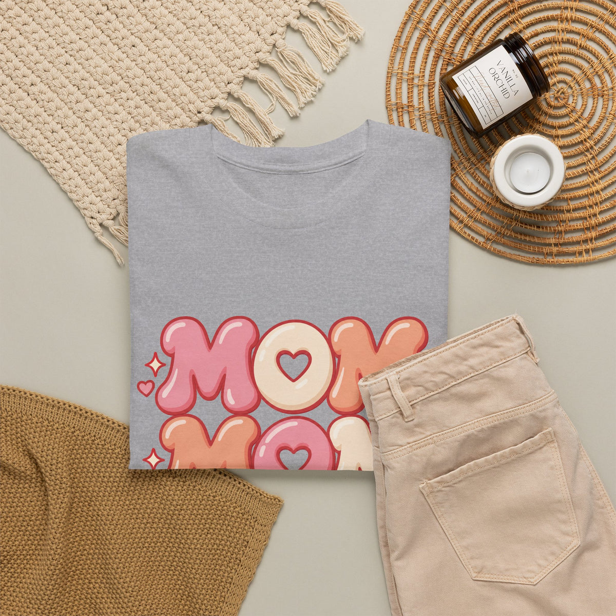 Retro Bubble Text Mom Tee