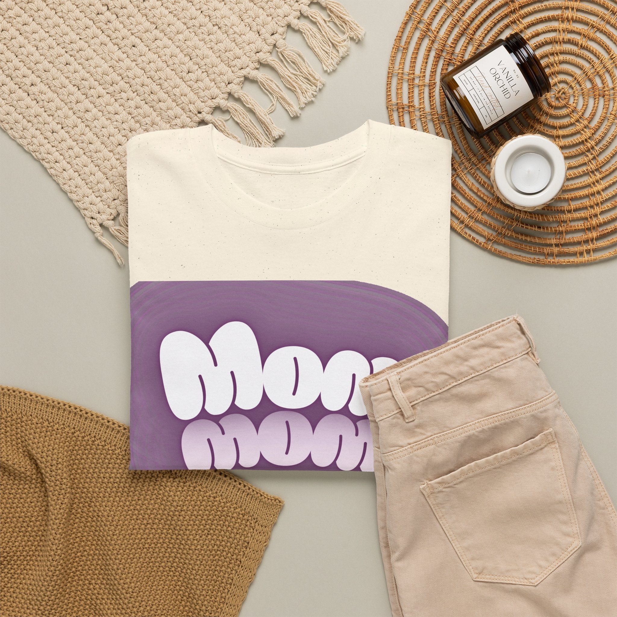 Retro Bubble Text Mom Tee - Lavender