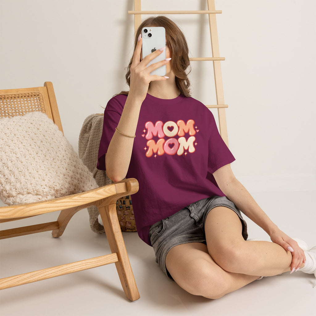 Retro Bubble Text Mom Tee