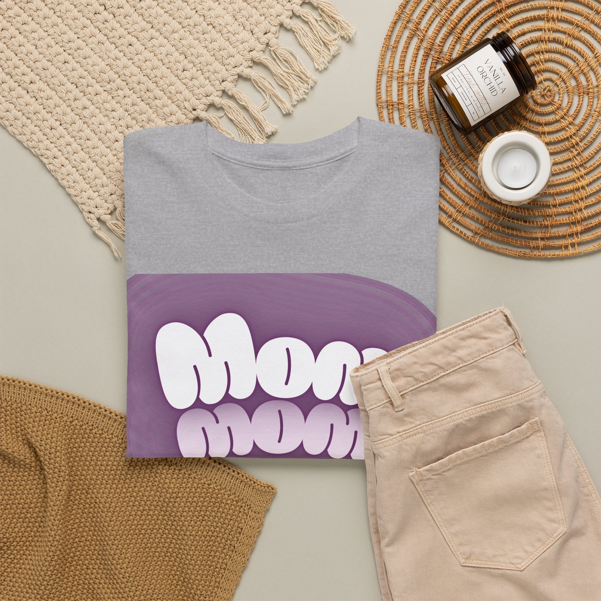 Retro Bubble Text Mom Tee - Lavender