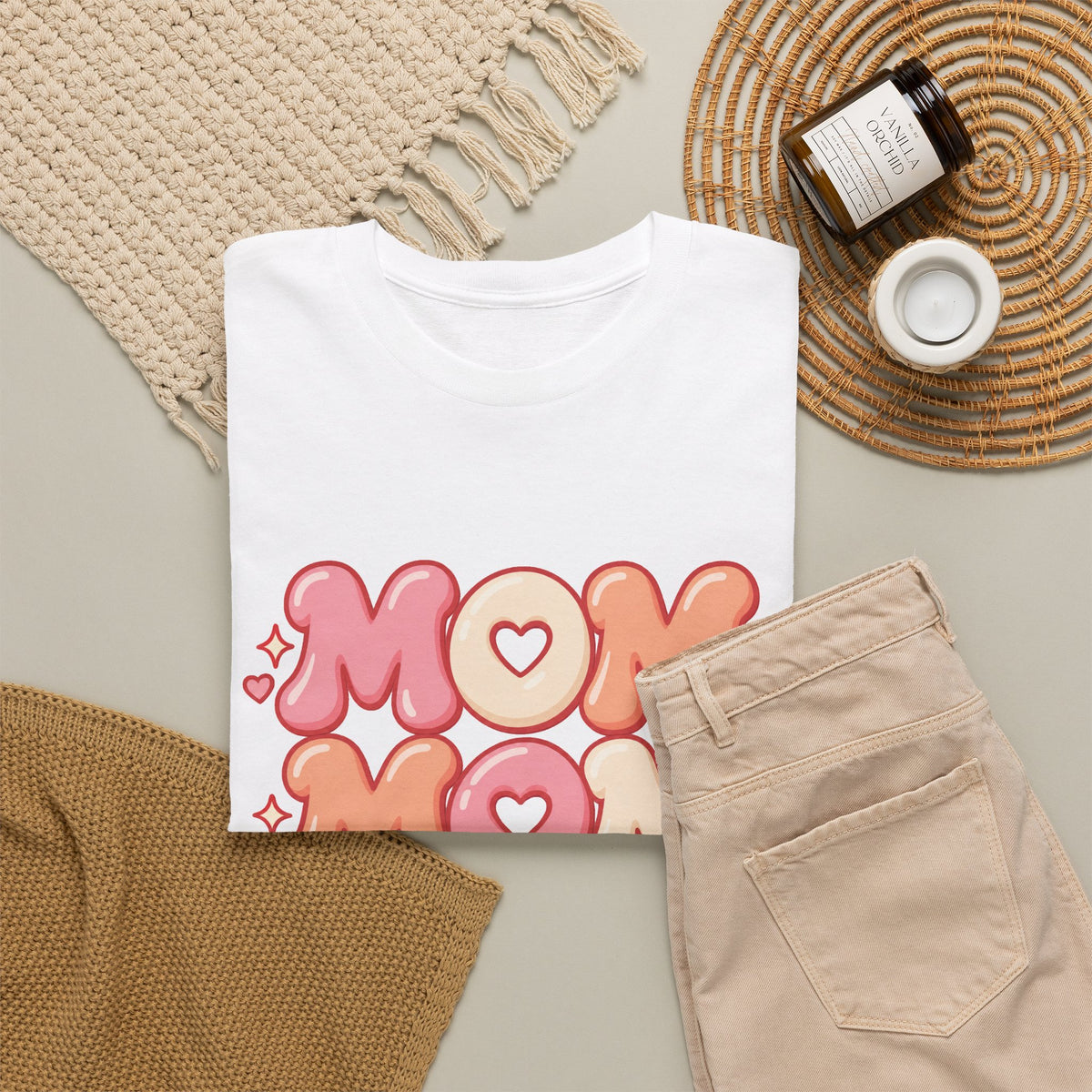 Retro Bubble Text Mom Tee