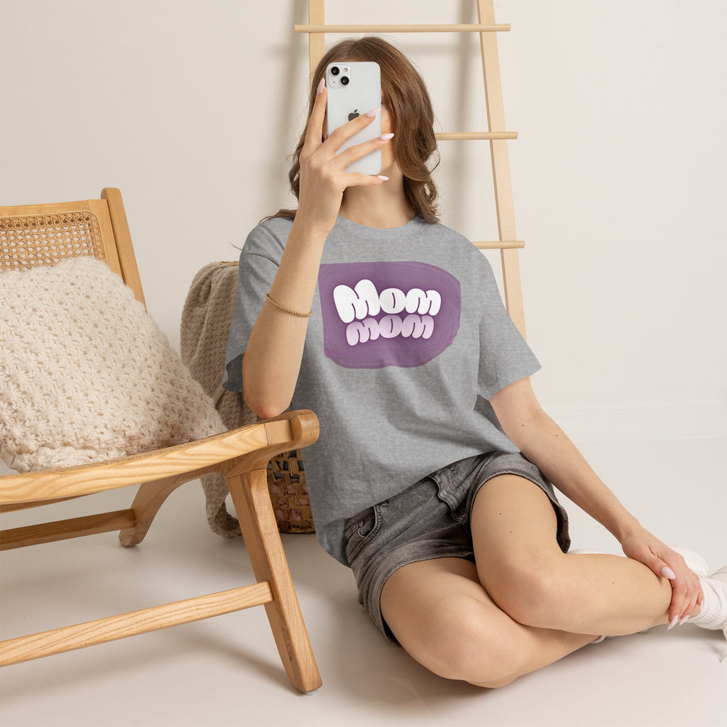 Retro Bubble Text Mom Tee - Lavender