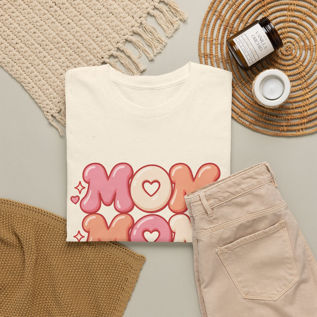 Retro Bubble Text Mom Tee