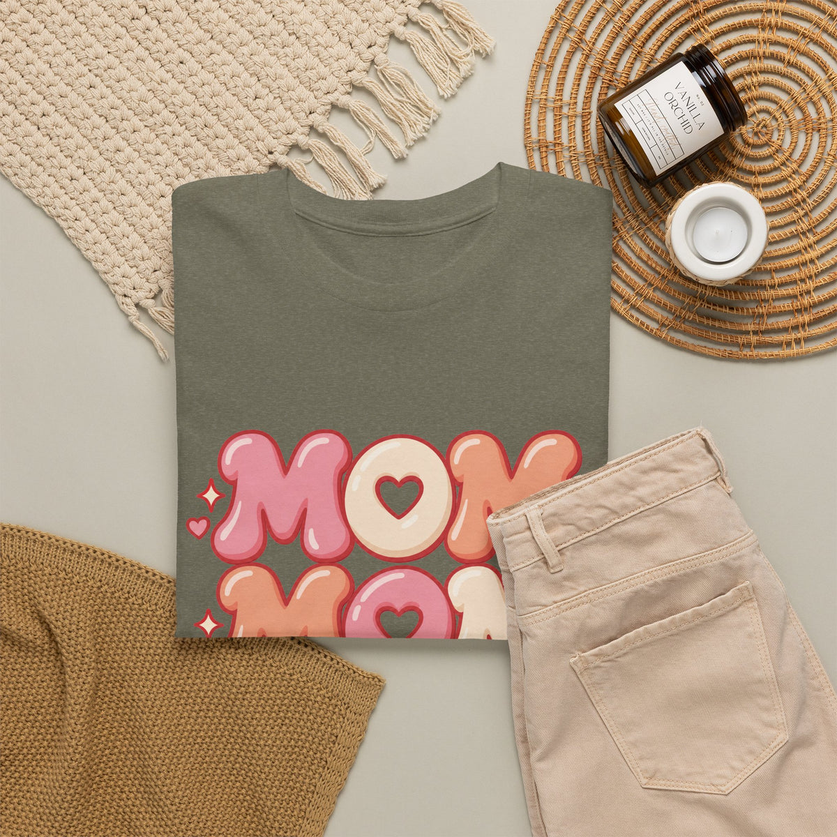 Retro Bubble Text Mom Tee