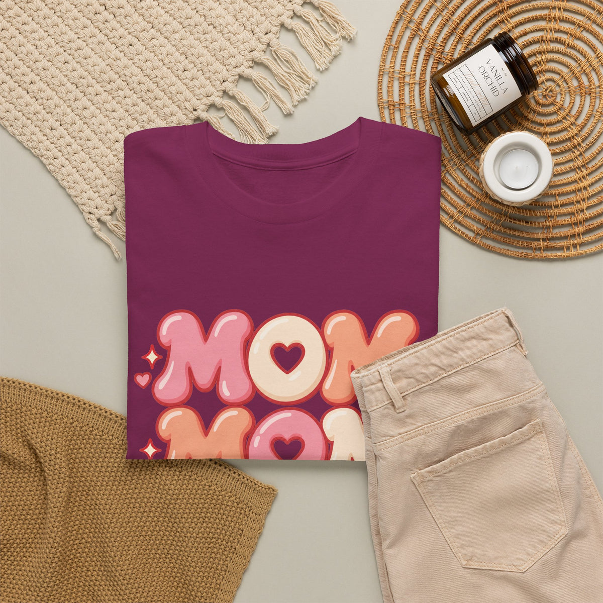 Retro Bubble Text Mom Tee